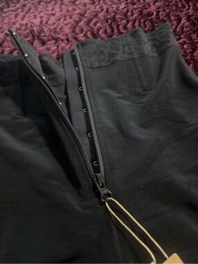 Shapellx Black High Waist Shapewear Shorts Size L NWT